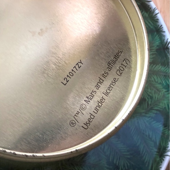 M&M’s 2017 Limited Edition Musical Rotating Tin Christmas Tree 12”H x 6”W - Picture 10 of 11